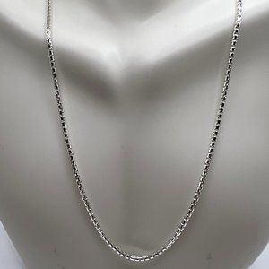Silver Round Box Chain - 18" - Italy - Men/Ladies